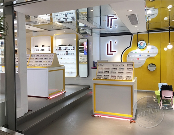 LL2眼鏡柜臺 LL2眼鏡柜臺