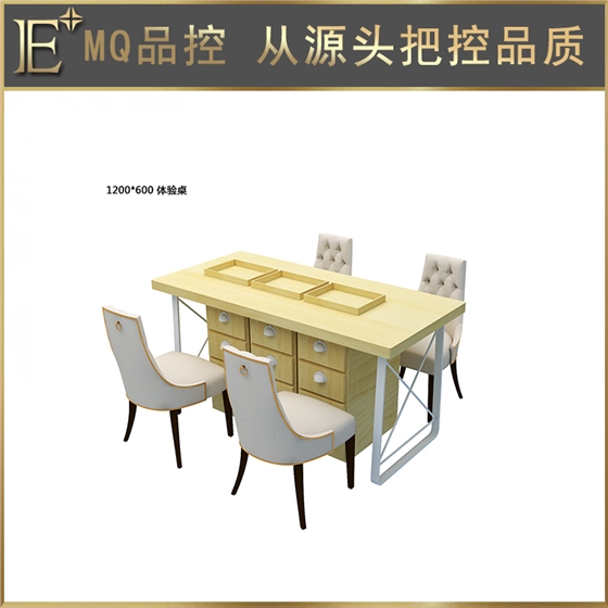 商場化妝品展柜多少錢 商場化妝品展柜多少錢