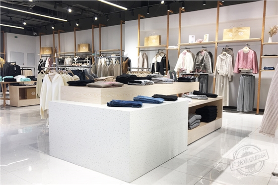 服裝店貨架展柜公司 服裝店貨架展柜公司