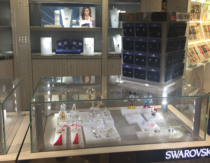 玻璃珠寶展柜