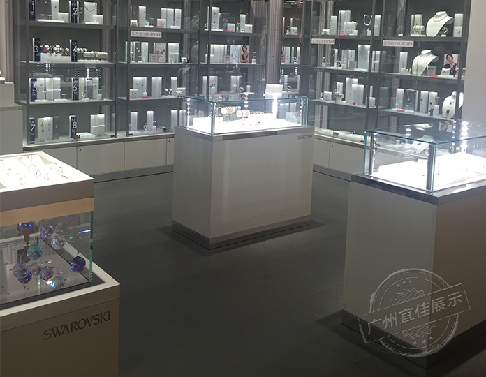 施華洛世奇展柜