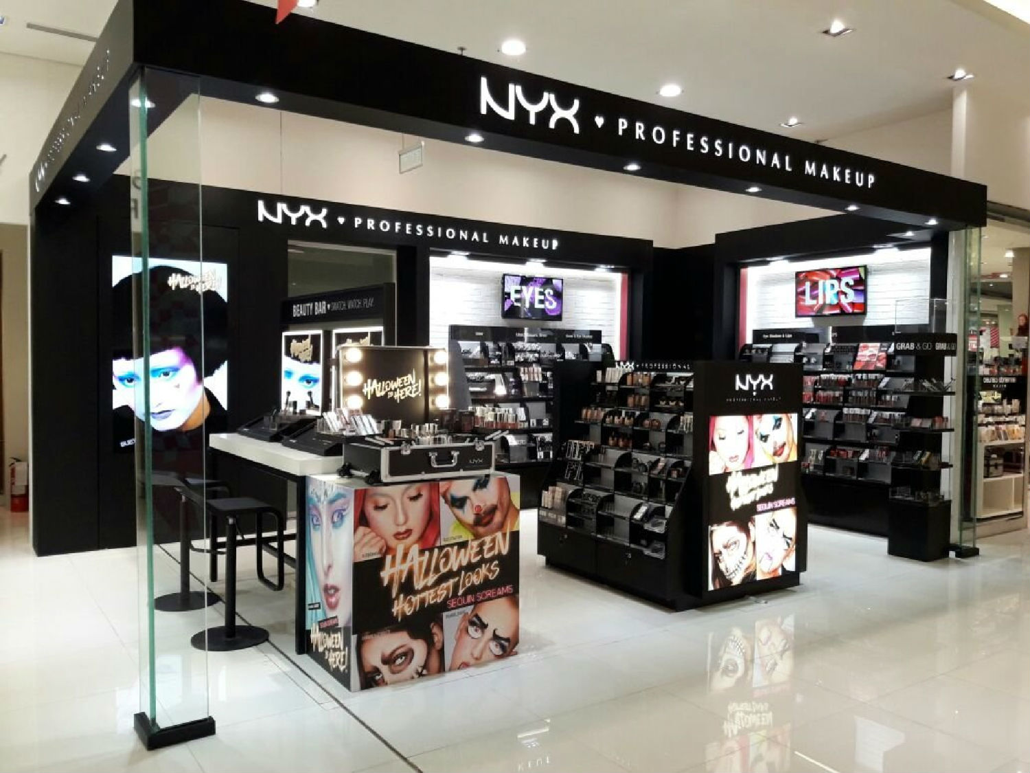 化妝品展柜