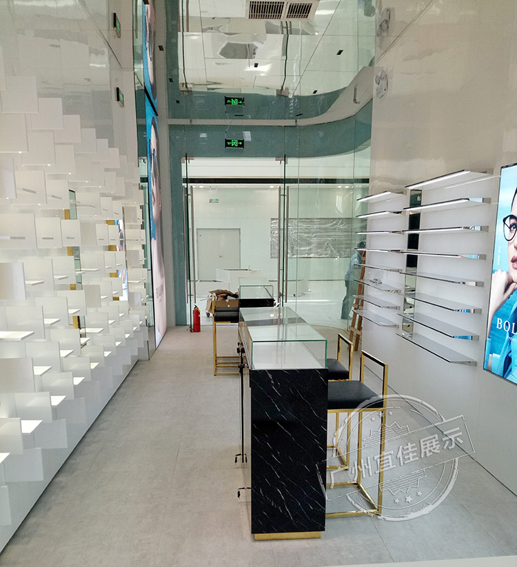 眼鏡展柜