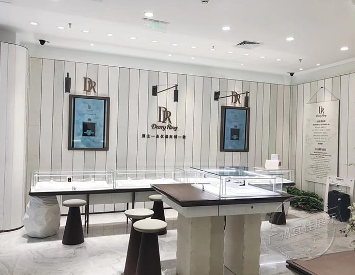 展示柜設(shè)計(jì)