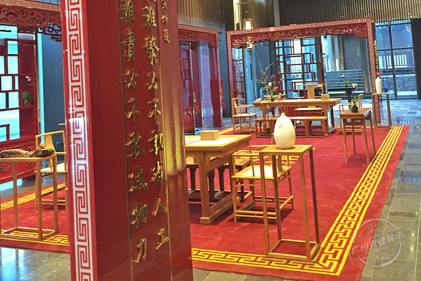 實(shí)木化妝品展柜
