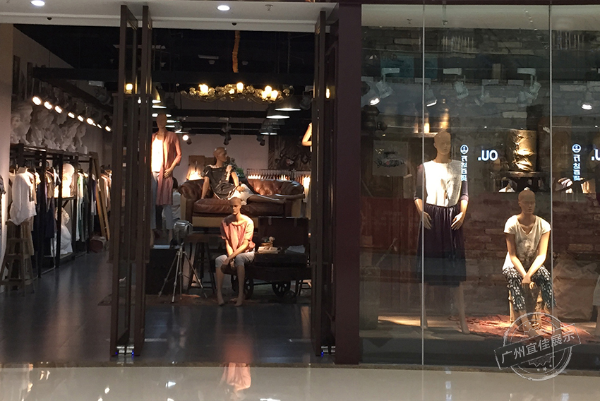 服裝展柜 服裝展柜