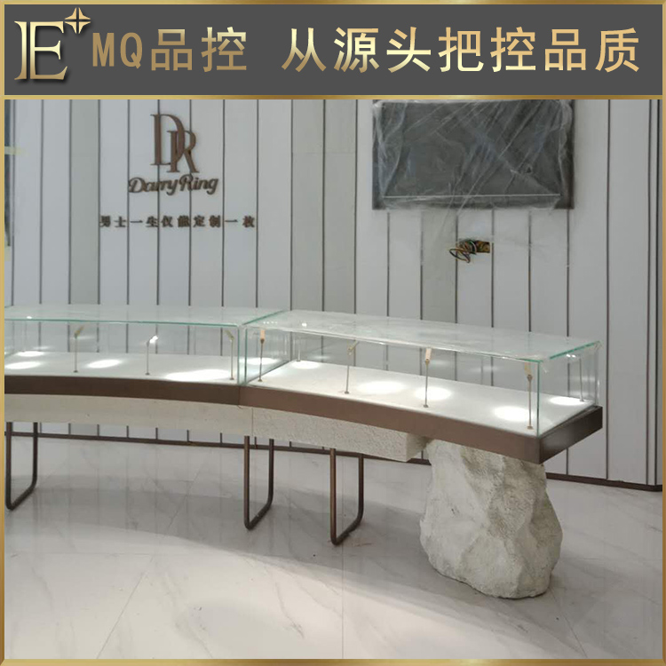 青島展柜