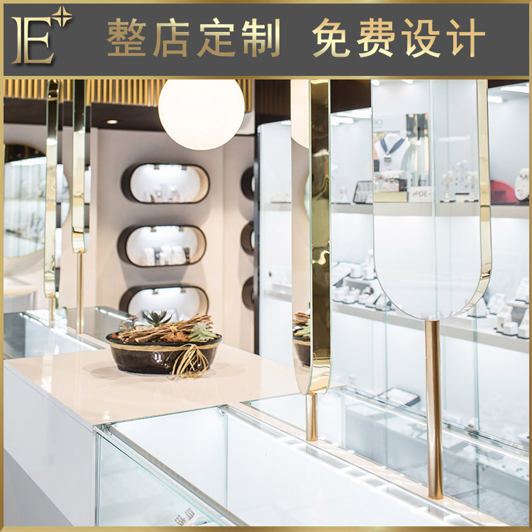 展示柜的生產(chǎn)廠家