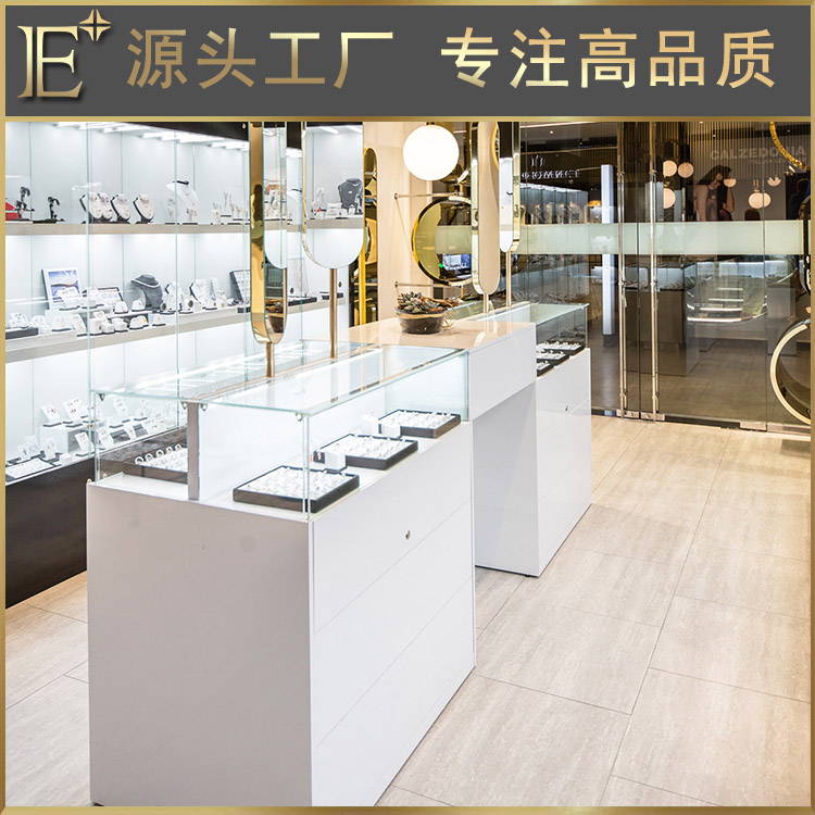 展示柜的生產(chǎn)廠家