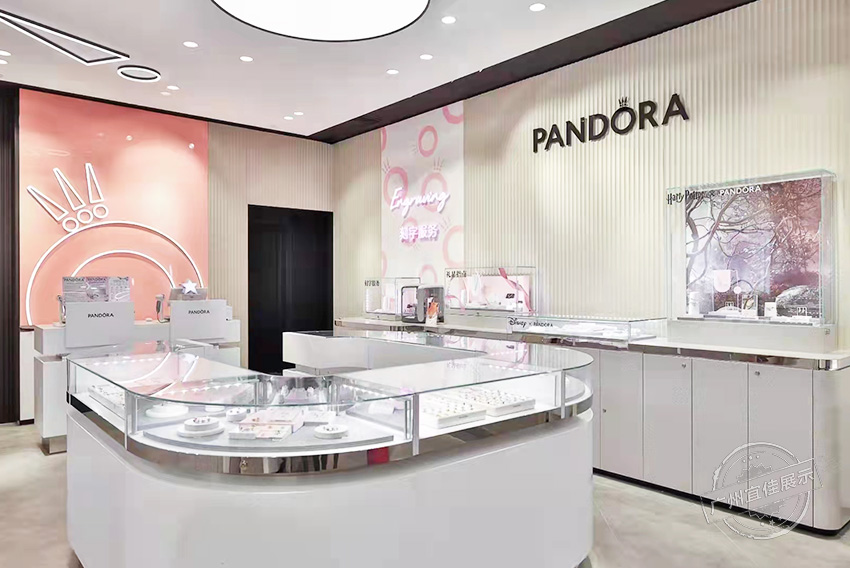 Pandora潘多拉 珠寶展柜