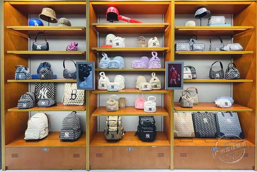 MLB 服裝展柜