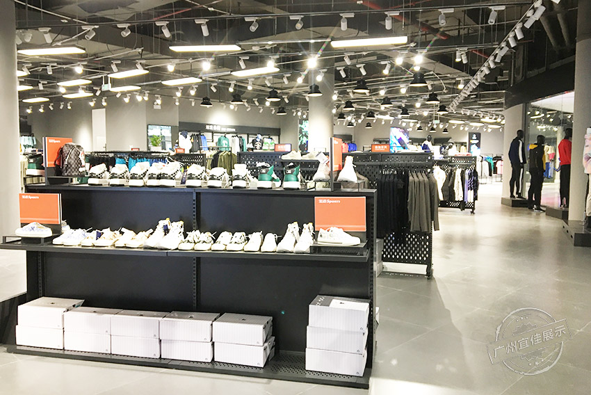 運動品牌 服裝展柜（佛山寶港奧萊集合店）